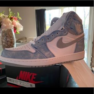 Brand new OG hyper royal 1’s